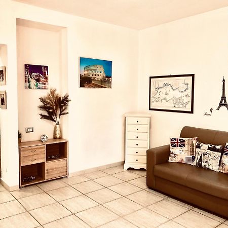 Olbia La Maison De Famille Alloggio Privato Con Cucina ออลเบีย ภายนอก รูปภาพ